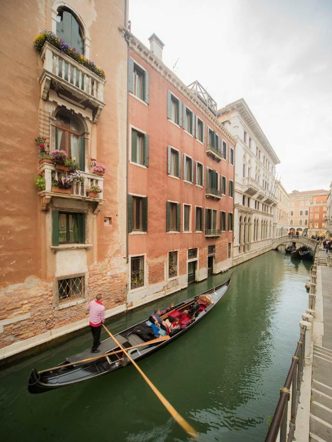 Hôtel Palazzo Orseolo- Gondola View à Venise Extérieur photo